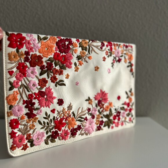 Varun Bahl Indian Couture Embroidered Clutch - Picture 1 of 8